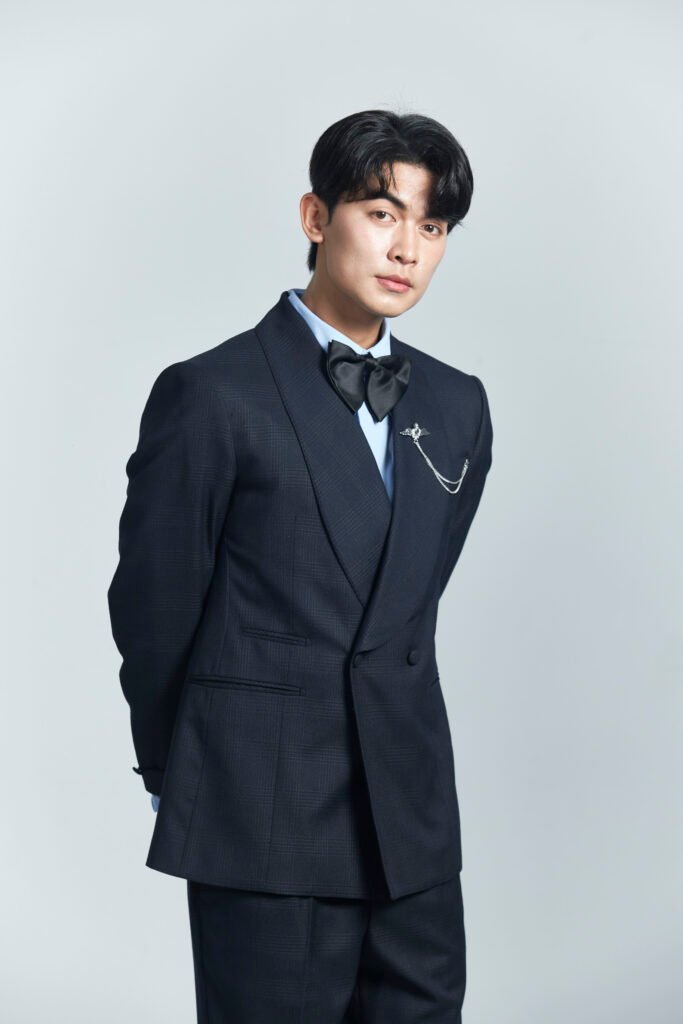 Các bộ suit phổ biến cho chú rể – Lịch lãm & chuẩn phong cách ngày cưới