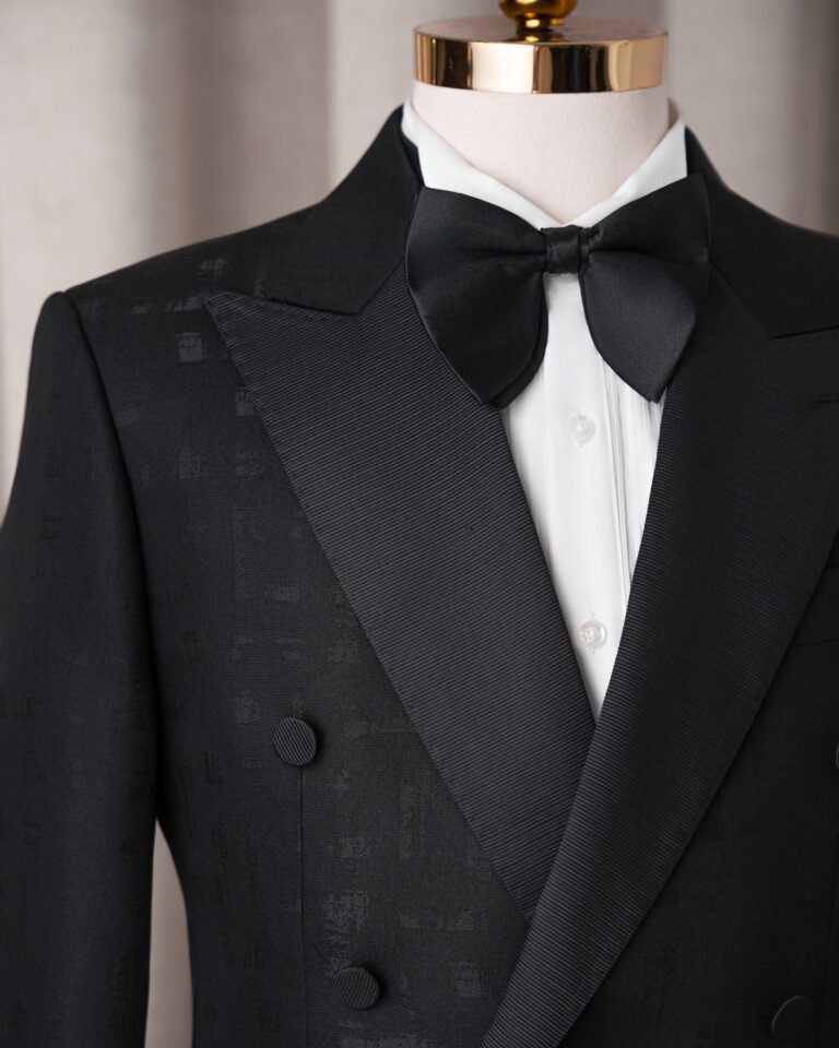 Noir Satin Peak Lapel Tuxedo